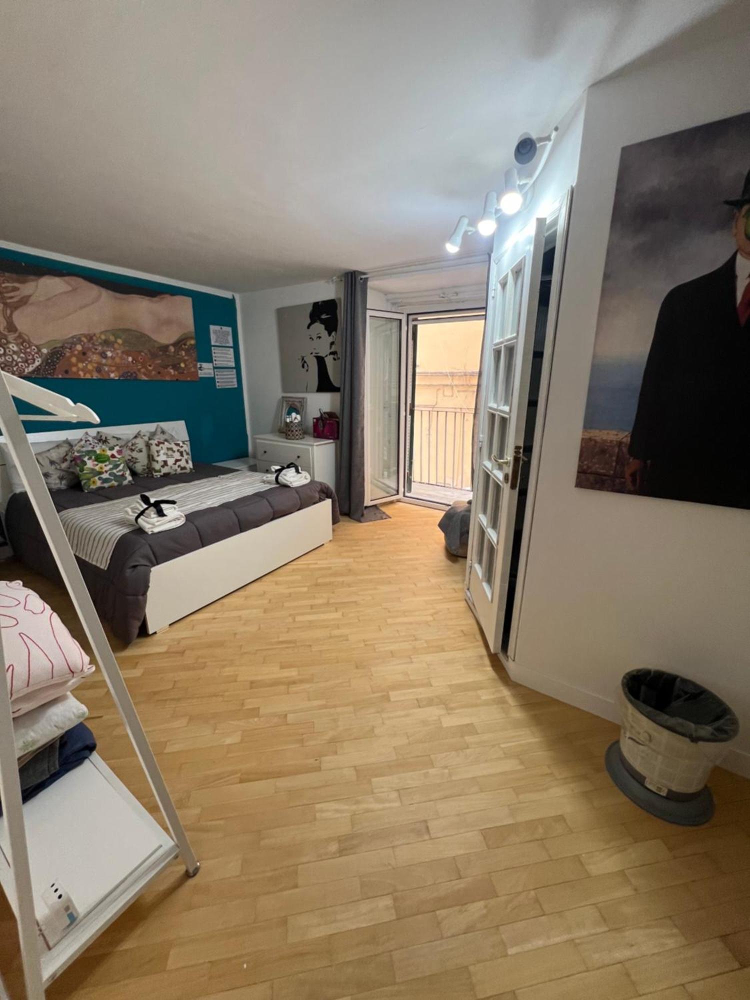 Plebiscito Charme Rooms 那不勒斯 外观 照片