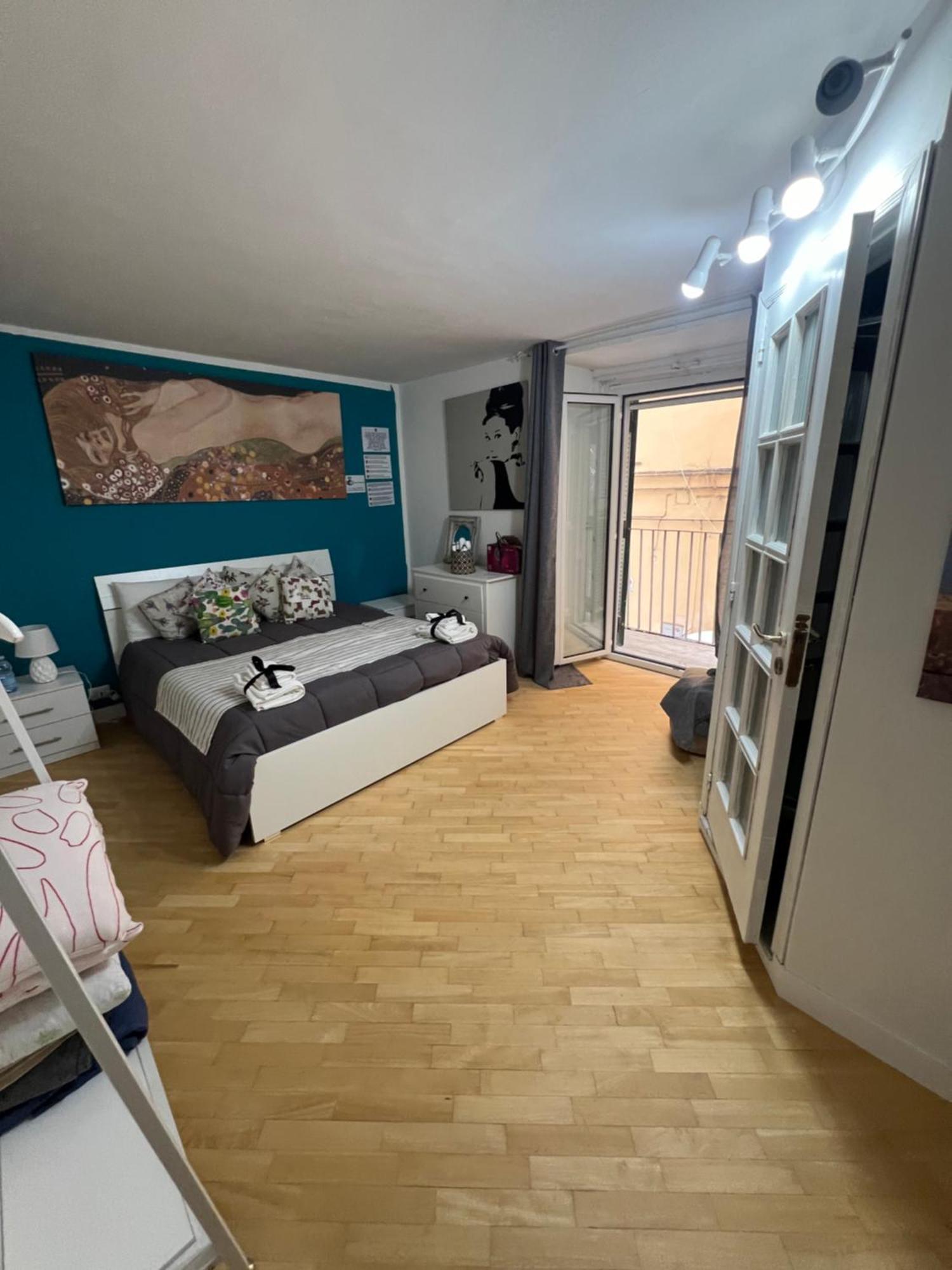 Plebiscito Charme Rooms 那不勒斯 外观 照片