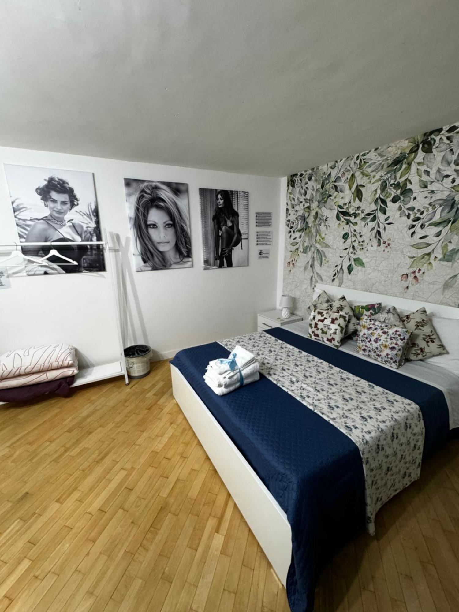 Plebiscito Charme Rooms 那不勒斯 外观 照片