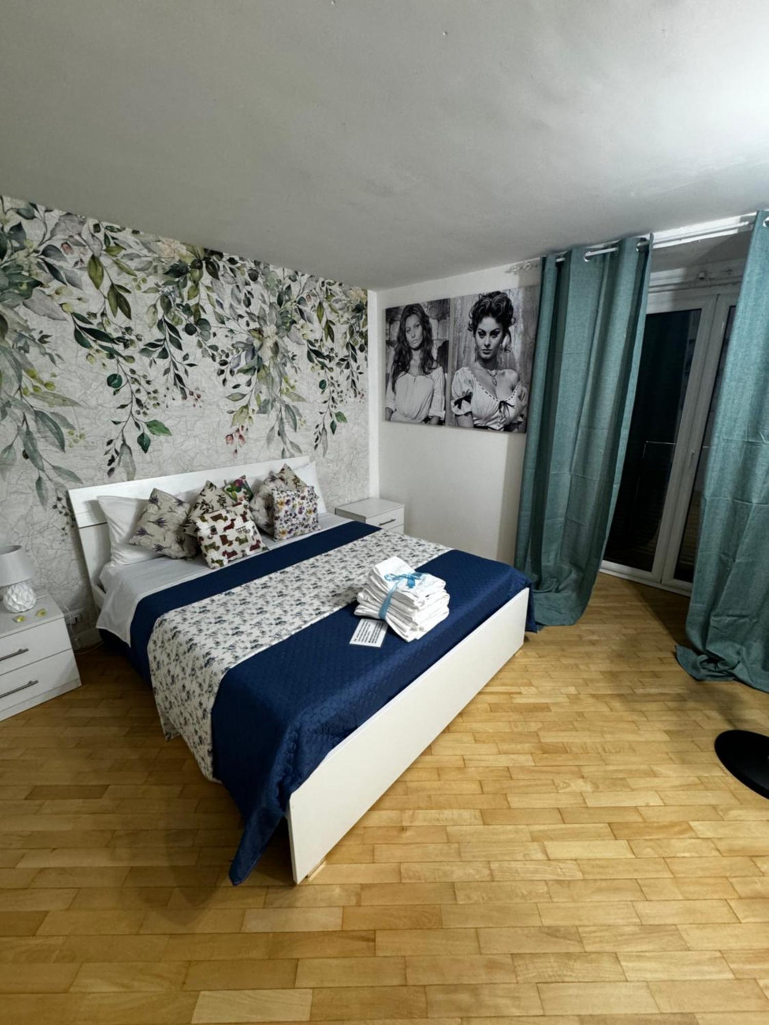 Plebiscito Charme Rooms 那不勒斯 外观 照片